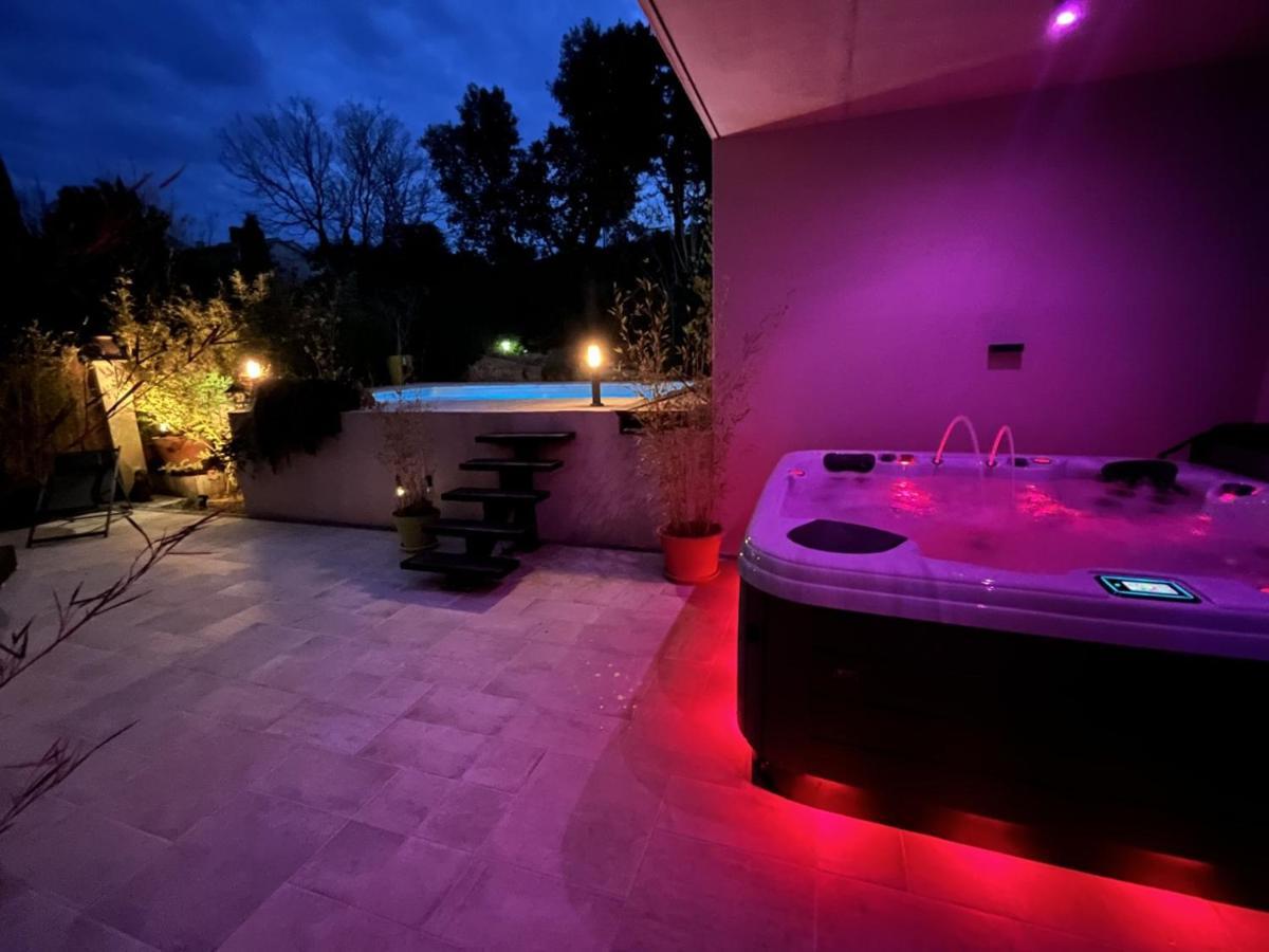 La Suite De Charme Du Mas De La Fontaine De Jonquier Avec Spa Privatif Séguret 외부 사진
