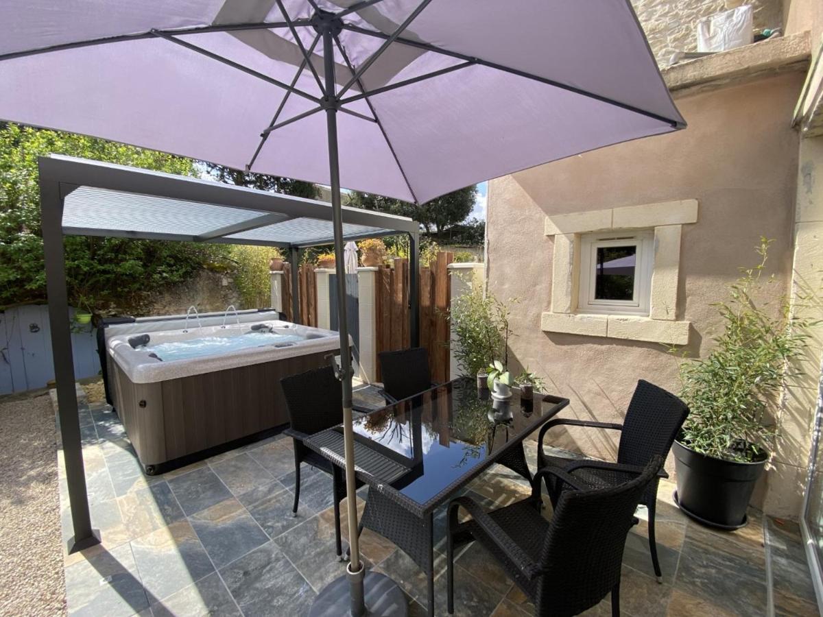 La Suite De Charme Du Mas De La Fontaine De Jonquier Avec Spa Privatif Séguret 외부 사진